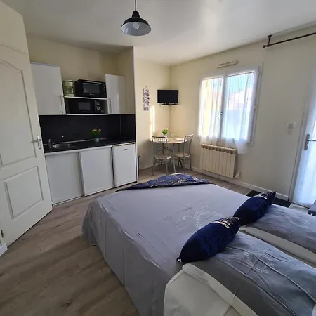 Apartment Le Vallon A 5 Min Du Puy Dufou