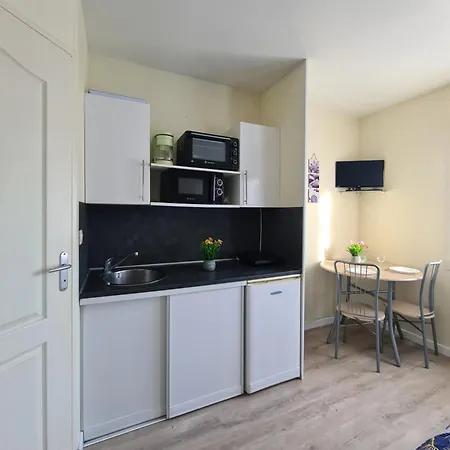 Le Vallon A 5 Min Du Puy Dufou