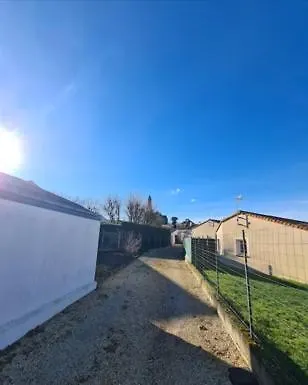 Le Vallon A 5 Min Du Puy Dufou Apartamento *