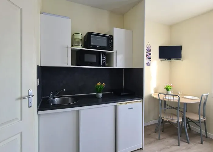 Le Vallon A 5 Min Du Puy Dufou